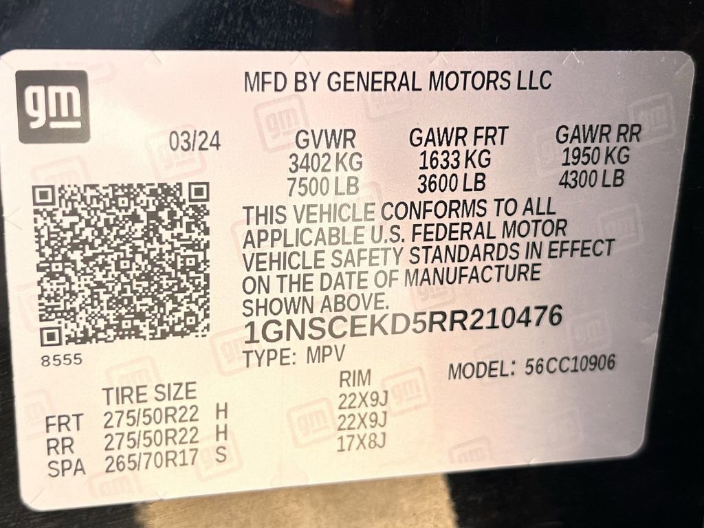 Used 2024 Chevrolet Suburban RST image 35