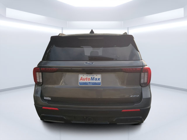 Used 2025 Ford Explorer ST-Line w/ ST-Line Street Pack AWD/4WD image 4