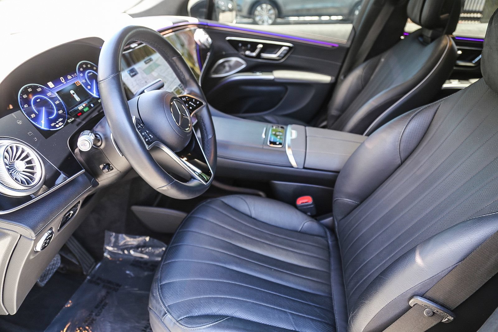 Used 2023 Mercedes-Benz EQS 580 4MATIC SUV image 17