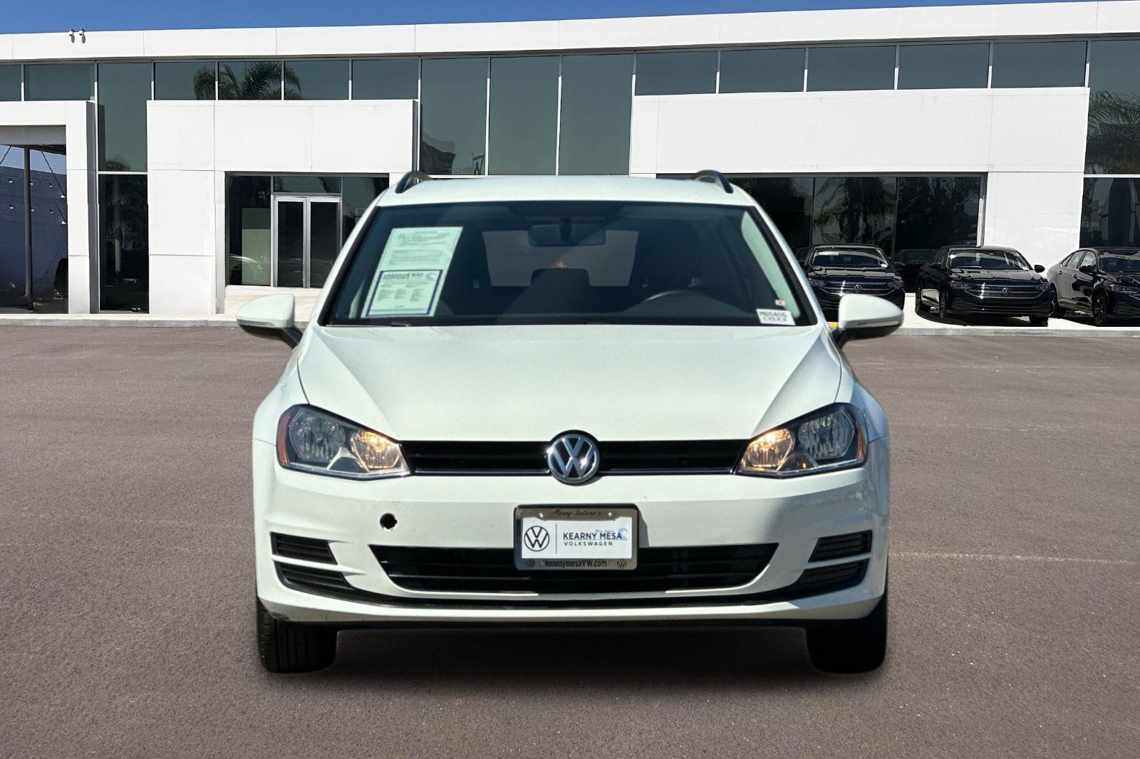 Used 2017 Volkswagen Golf S FWD image 8