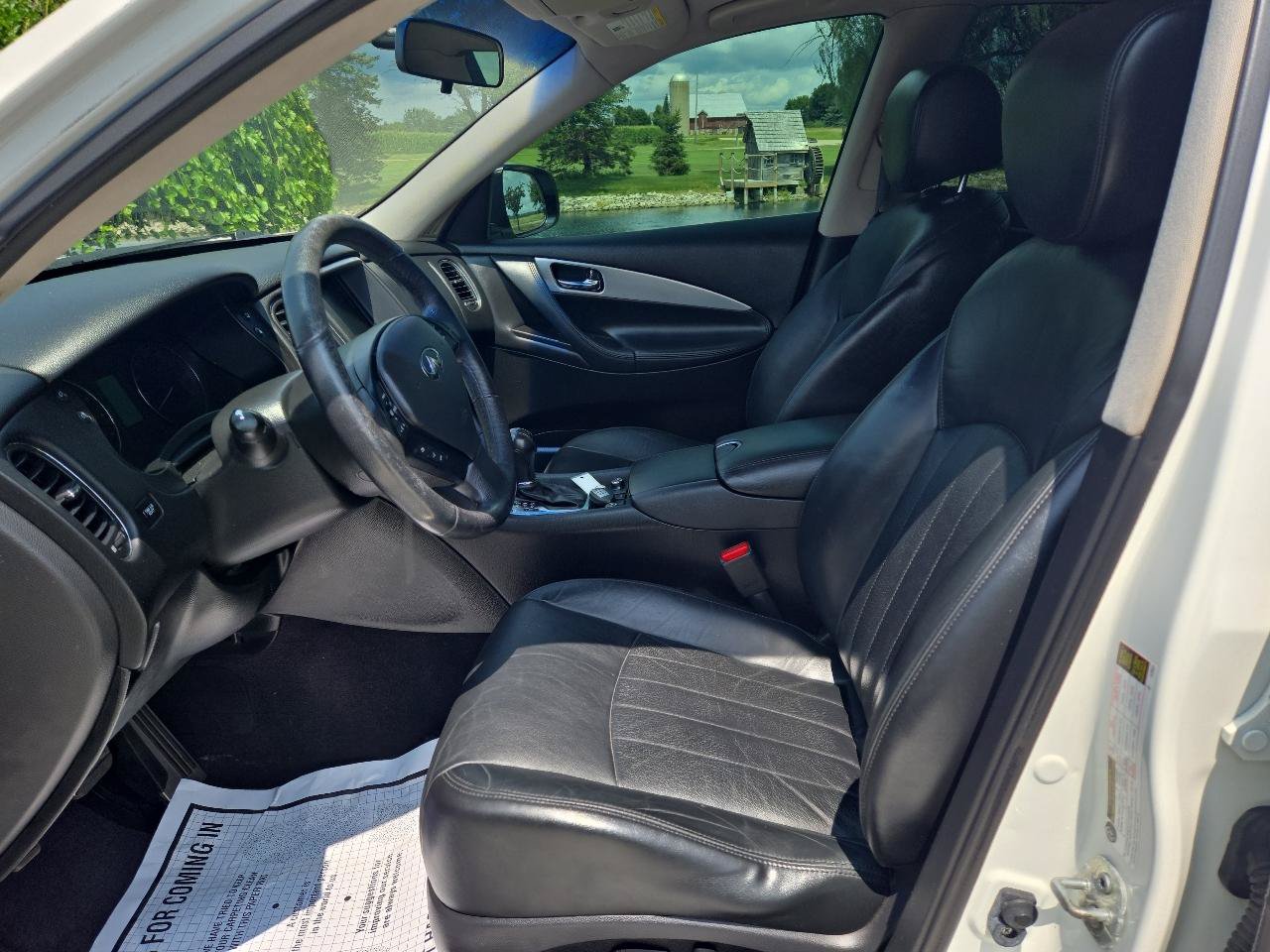Used 2016 INFINITI QX50 AWD image 11