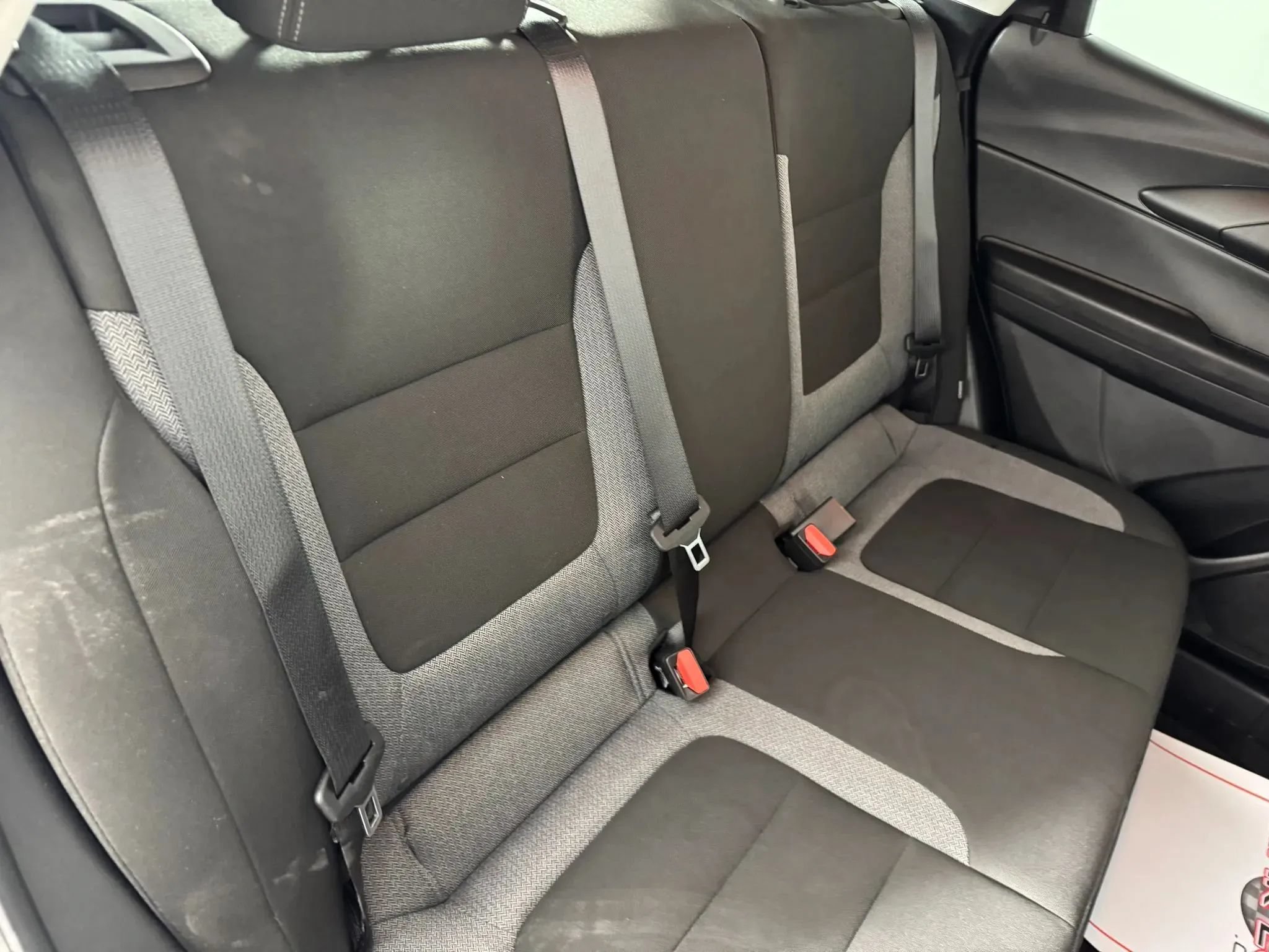 Used 2025 Chevrolet TrailBlazer LT FWD image 34