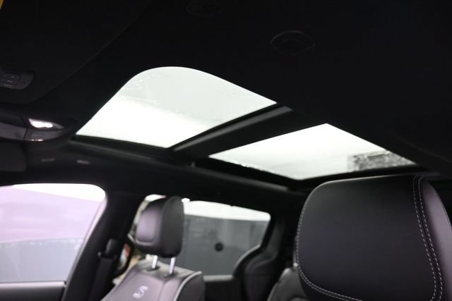 New 2027 Chrysler Pacifica Limited FWD image 20