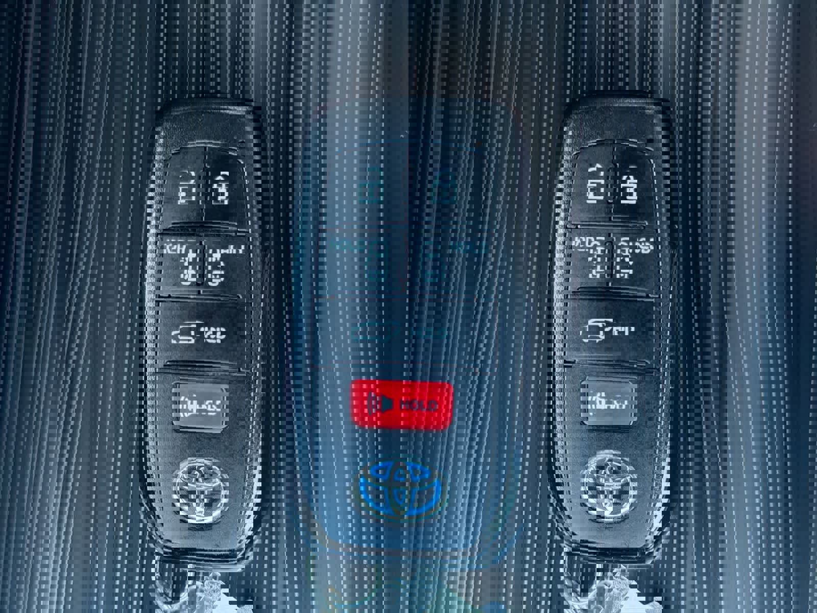 Used 2022 Toyota Sienna Platinum image 38