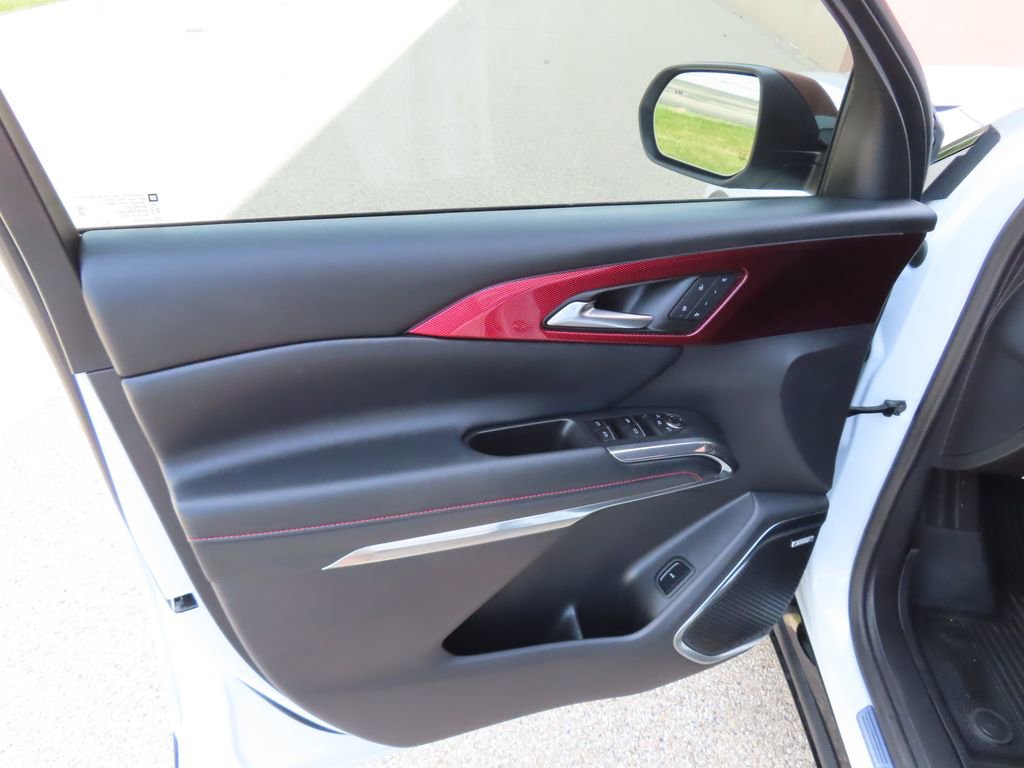 Certified 2026 Chevrolet Traverse RS w/ LPO, Floor Liner Package AWD/4WD image 27
