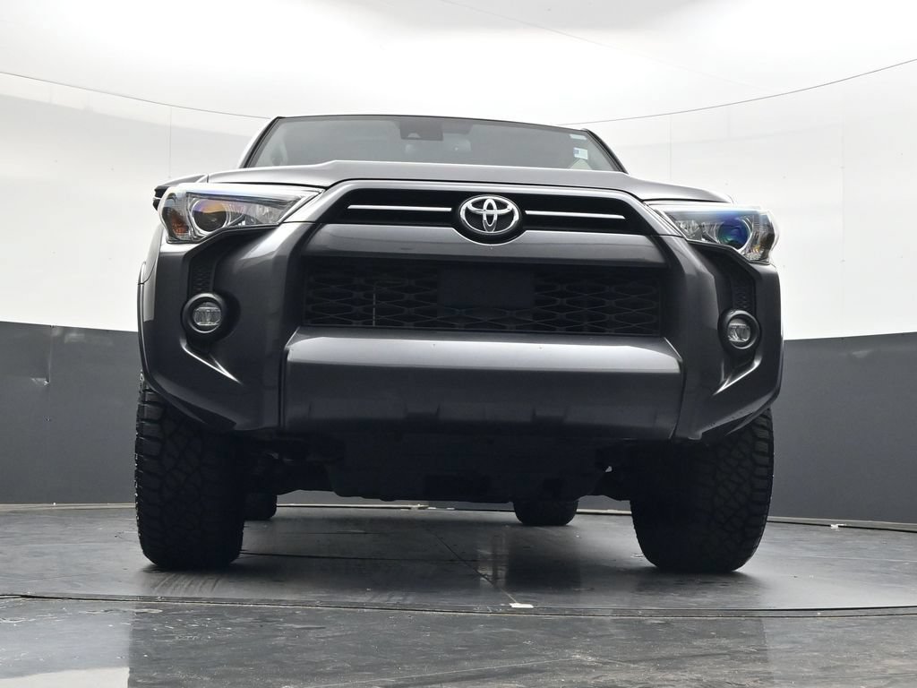 Used 2021 Toyota 4Runner SR5 Premium w/ Moonroof Package RWD image 43