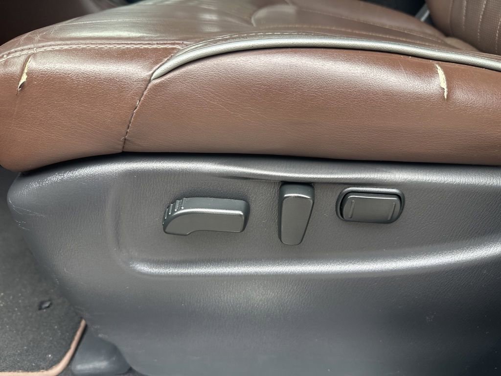 Used 2017 INFINITI QX80 Limited AWD/4WD image 22