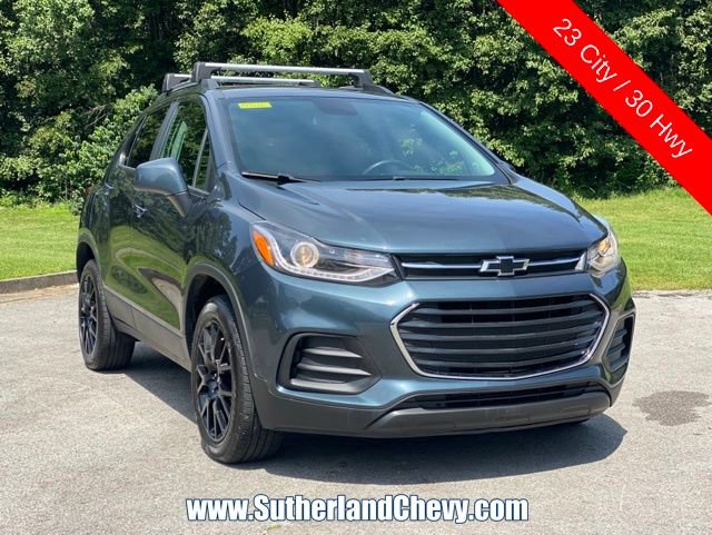 Used 2022 Chevrolet Trax LT w/ Premium Seat Package AWD/4WD image 9