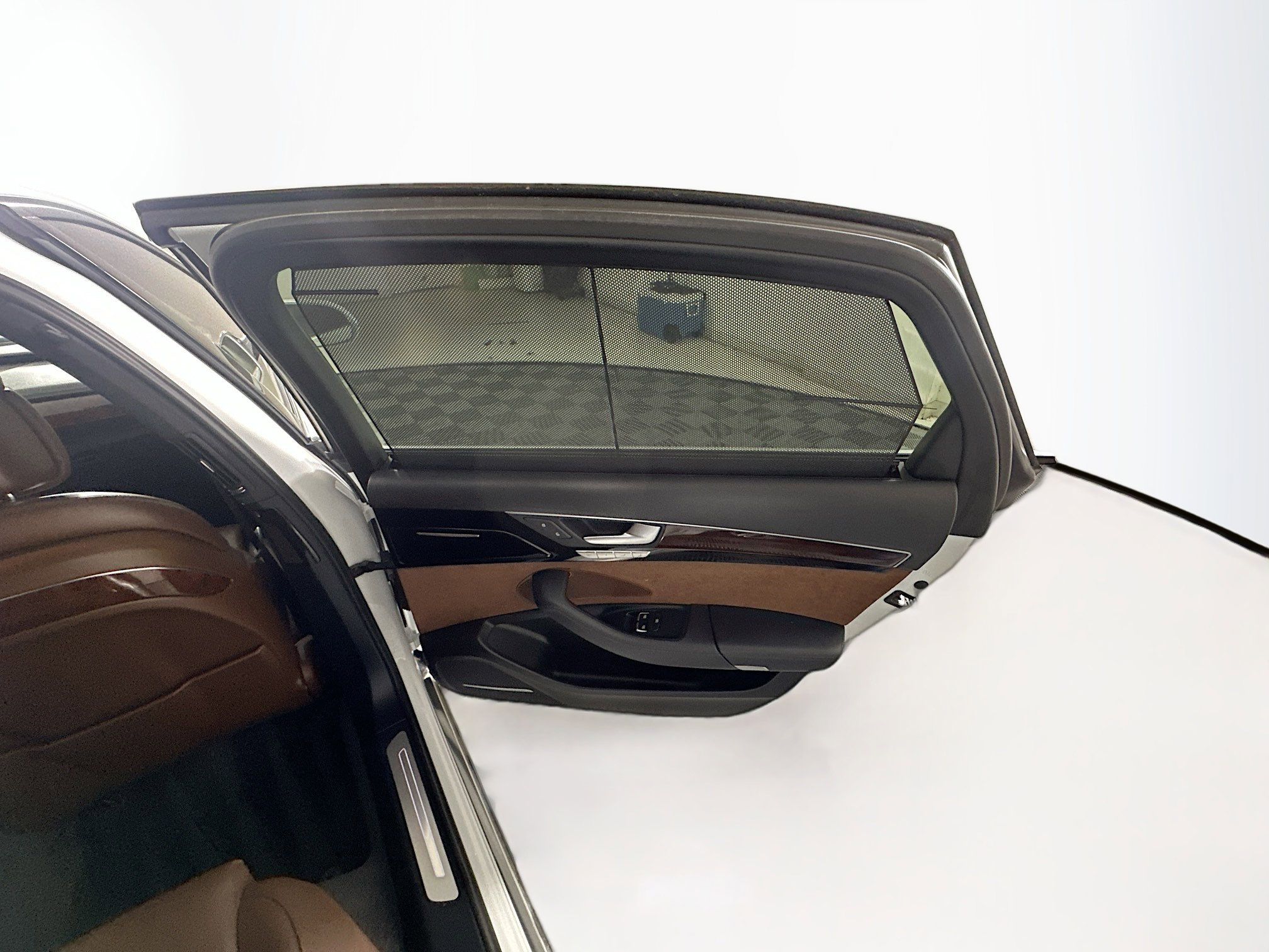 Used 2014 Audi A8 L TDI AWD/4WD image 31