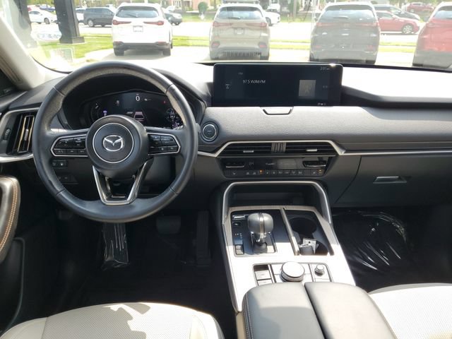 Certified 2025 MAZDA CX-70 Plug-In Hybrid w/ Premium Pkg AWD/4WD image 34