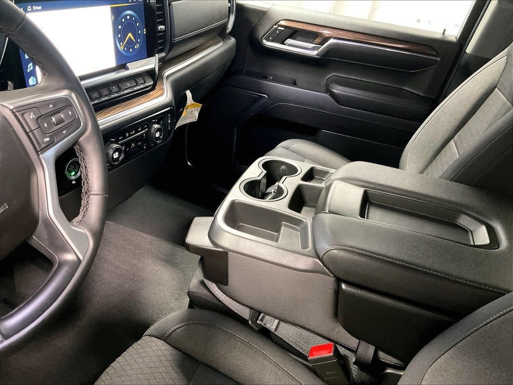 Used 2023 Chevrolet Silverado 1500 LT AWD/4WD image 20