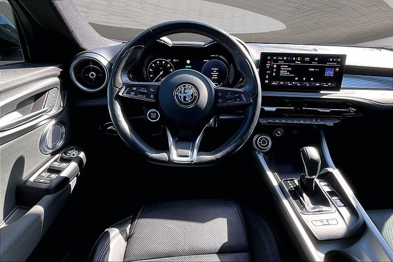 Used 2024 Alfa Romeo Tonale Ti image 10