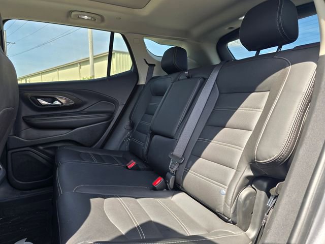 Used 2023 GMC Terrain Denali w/ Denali Premium Package AWD/4WD image 12