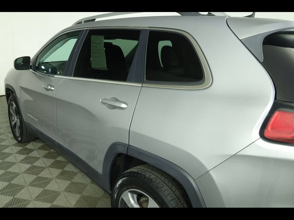 Used 2020 Jeep Cherokee Limited AWD/4WD image 18
