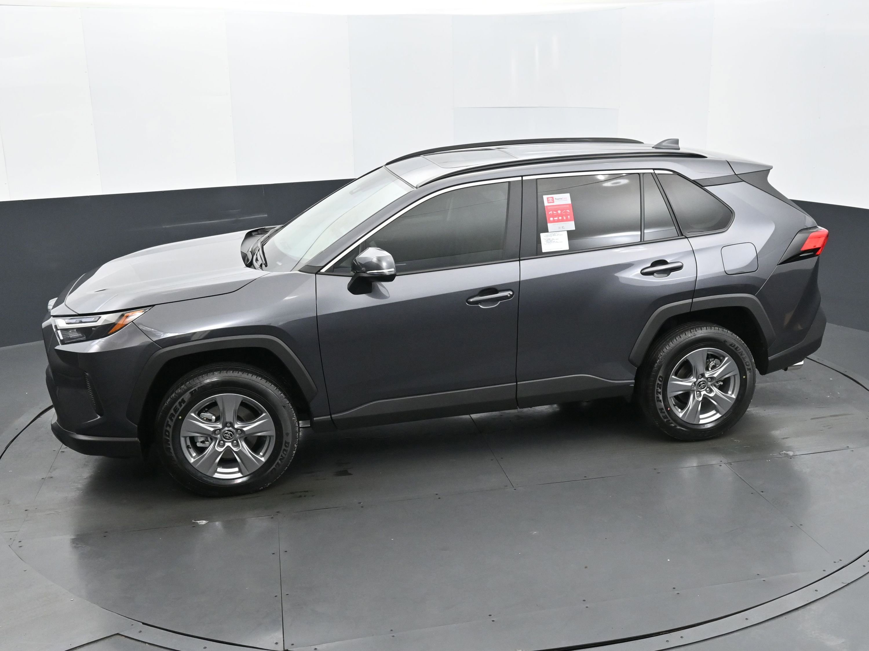 Used 2025 Toyota RAV4 XLE w/ Convenience Package image 29