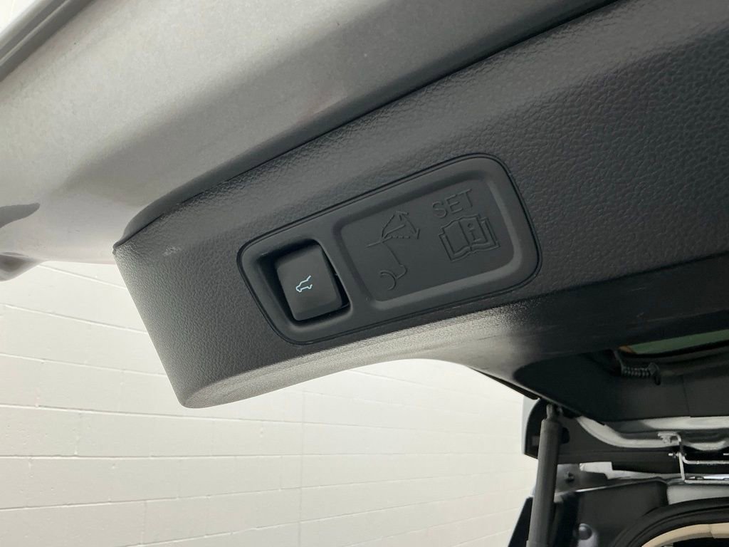 Used 2024 Ford Expedition XLT image 29