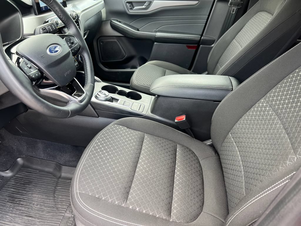 Used 2023 Ford Escape Active AWD/4WD image 10