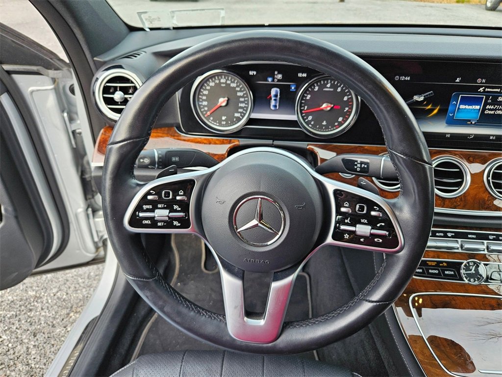 Used 2019 Mercedes-Benz E 300 4MATIC image 10