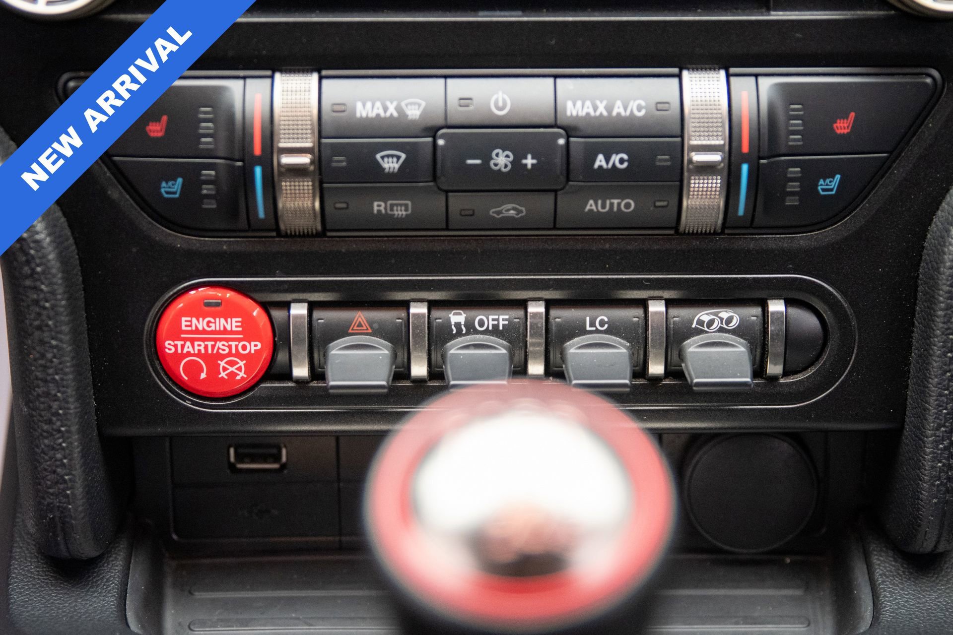 Used 2016 Ford Mustang Shelby GT350 w/ Technology Package image 19