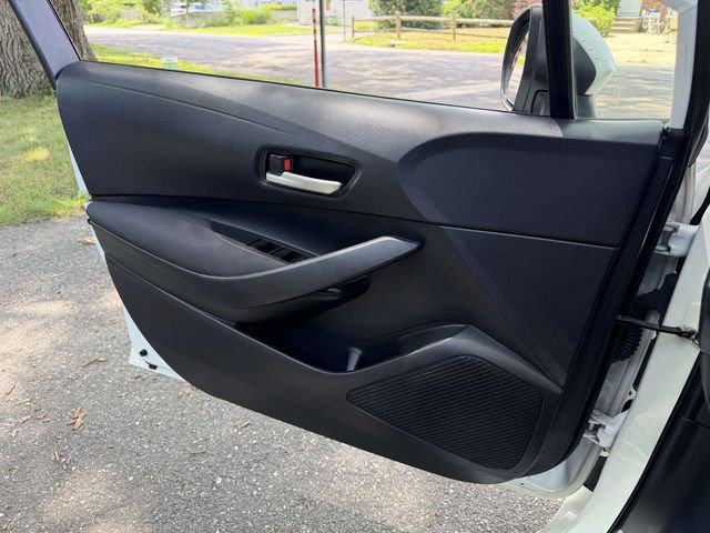 Used 2021 Toyota Corolla LE FWD image 20