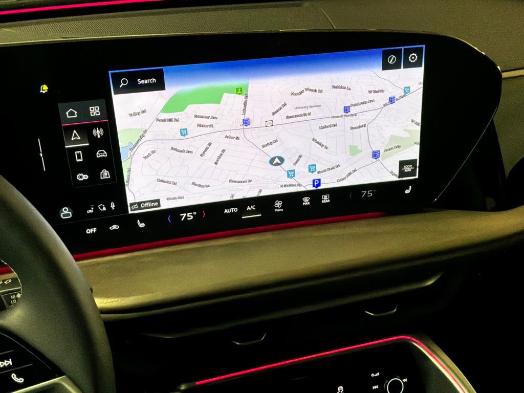 Certified 2025 Audi Q5 Premium w/ Convenience Package image 3