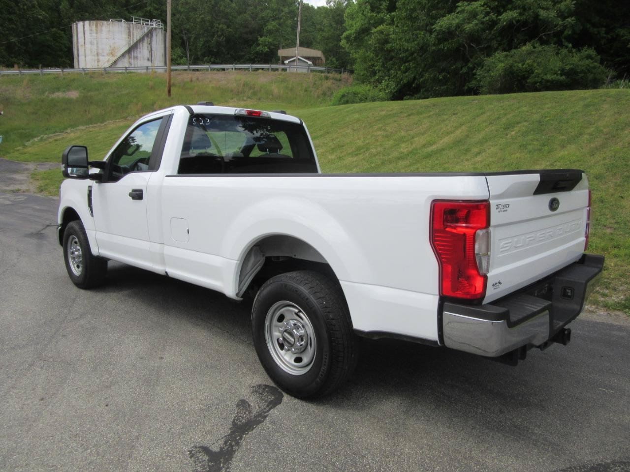 Used 2022 Ford F350 XL w/ Power Equipment Group RWD image 5