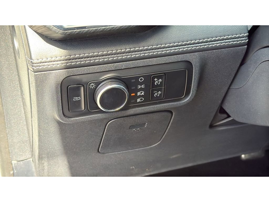 Used 2024 Ford Mustang Premium image 10