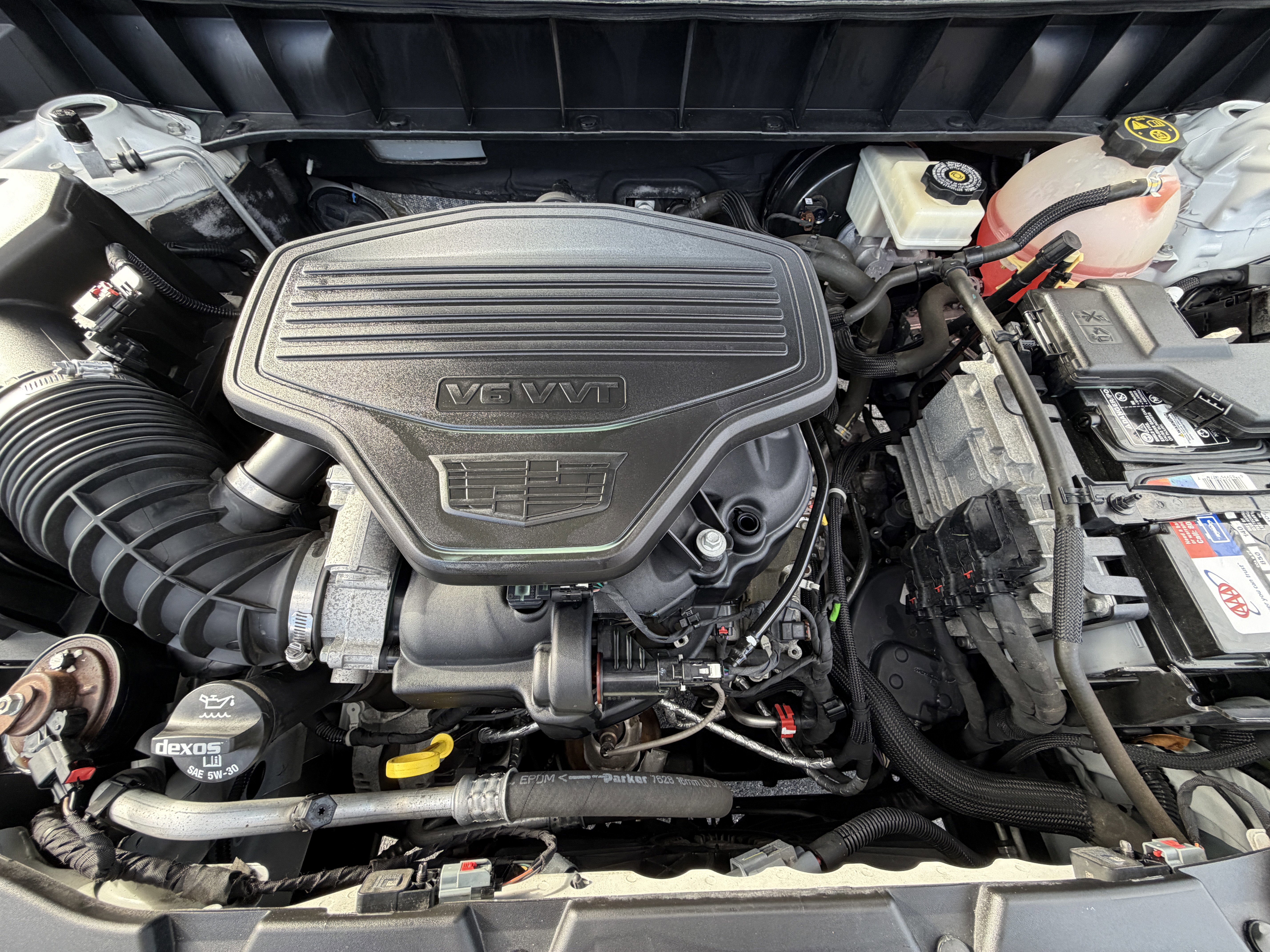 Used 2017 Cadillac XT5 Luxury w/ Driver Awareness Package image 36