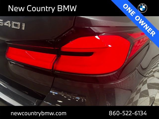 Used 2023 BMW 540i xDrive w/ Premium Package image 30