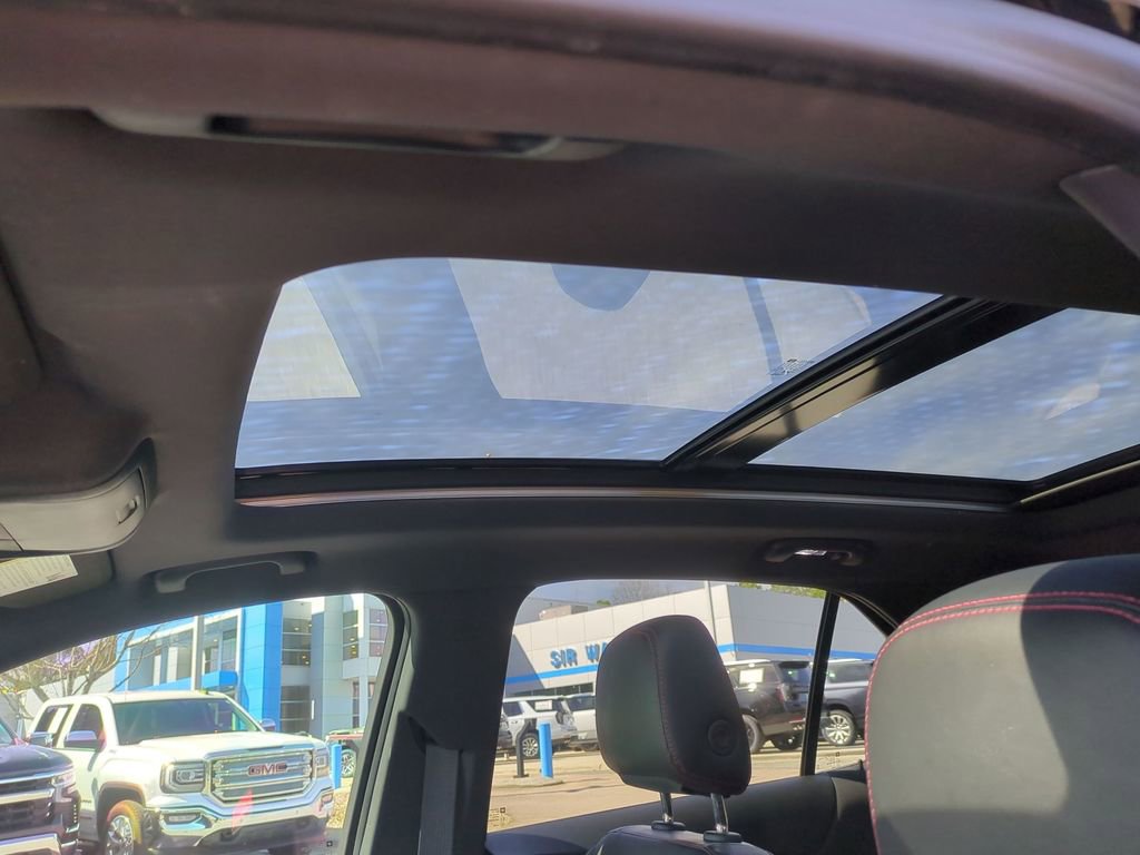 Used 2023 Chevrolet Equinox RS w/ RS Leather Package image 24