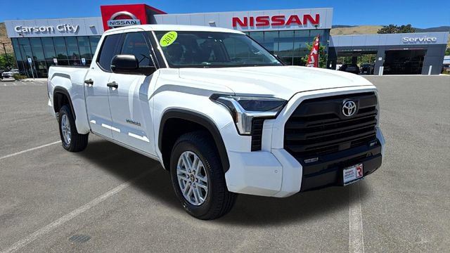 Used 2022 Toyota Tundra SR5 w/ SR5 Convenience Package AWD/4WD image 1