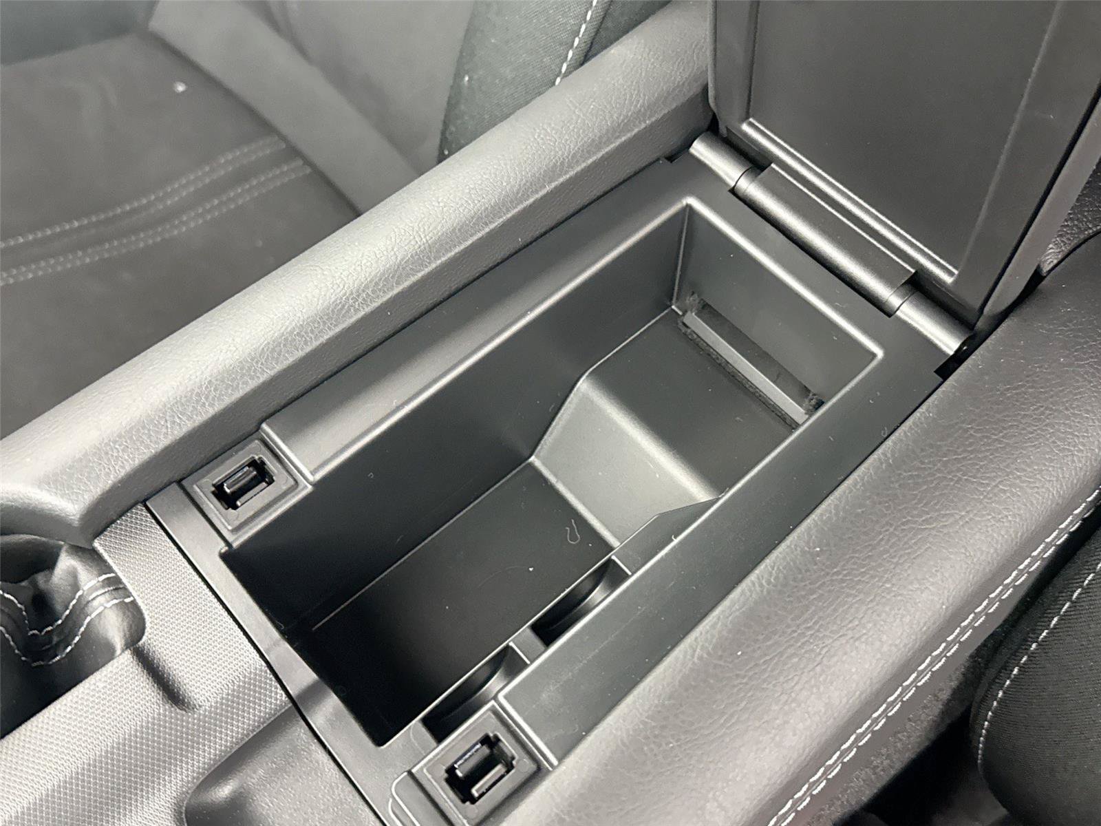 New 2026 MAZDA MX-5 Miata Club w/ Interior Package RWD image 35