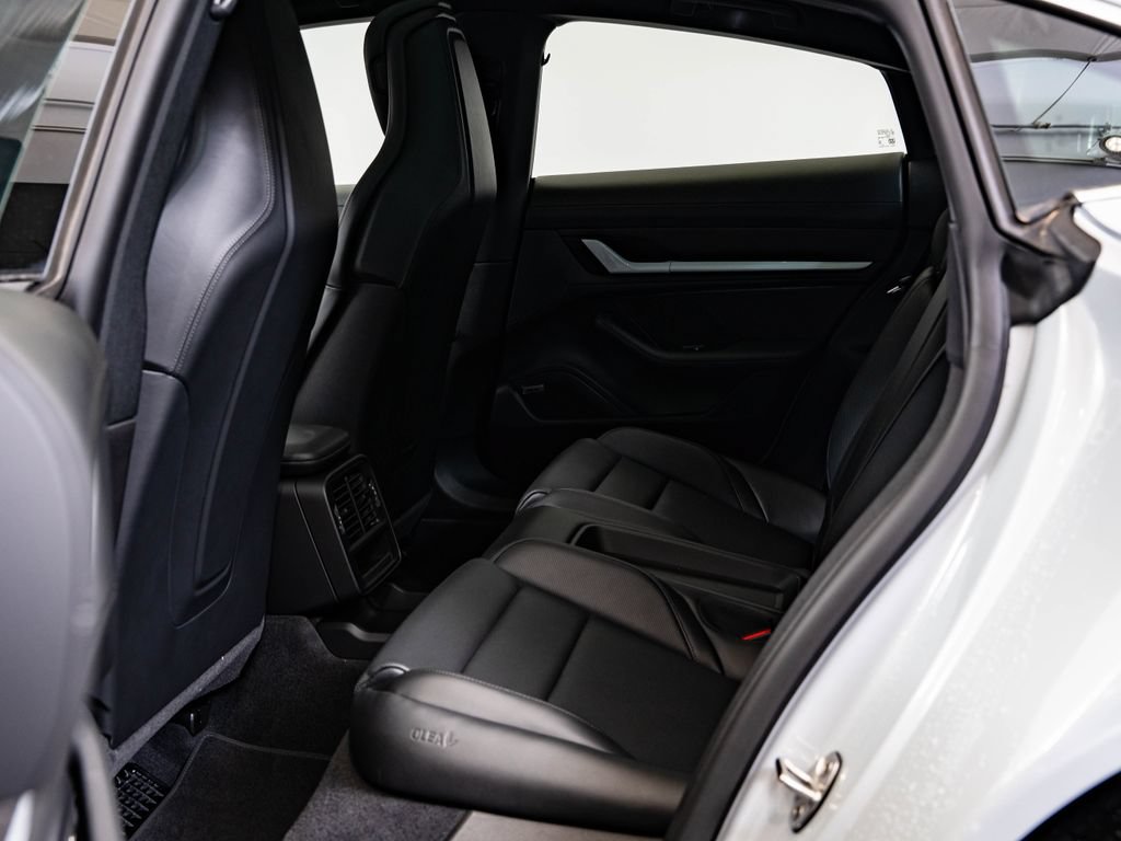 New 2026 Porsche Taycan 4S AWD/4WD image 42