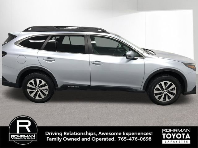 Used 2022 Subaru Outback Premium image 8