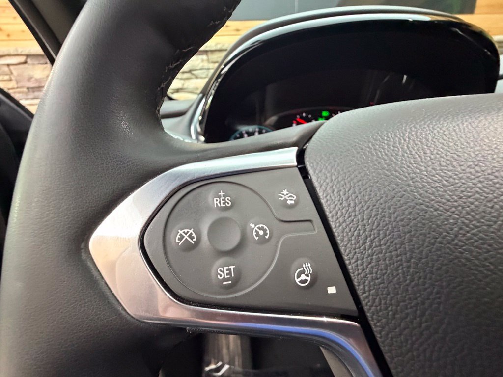 Used 2023 Chevrolet Traverse LT w/ LPO, Floor Liner Package AWD/4WD image 39
