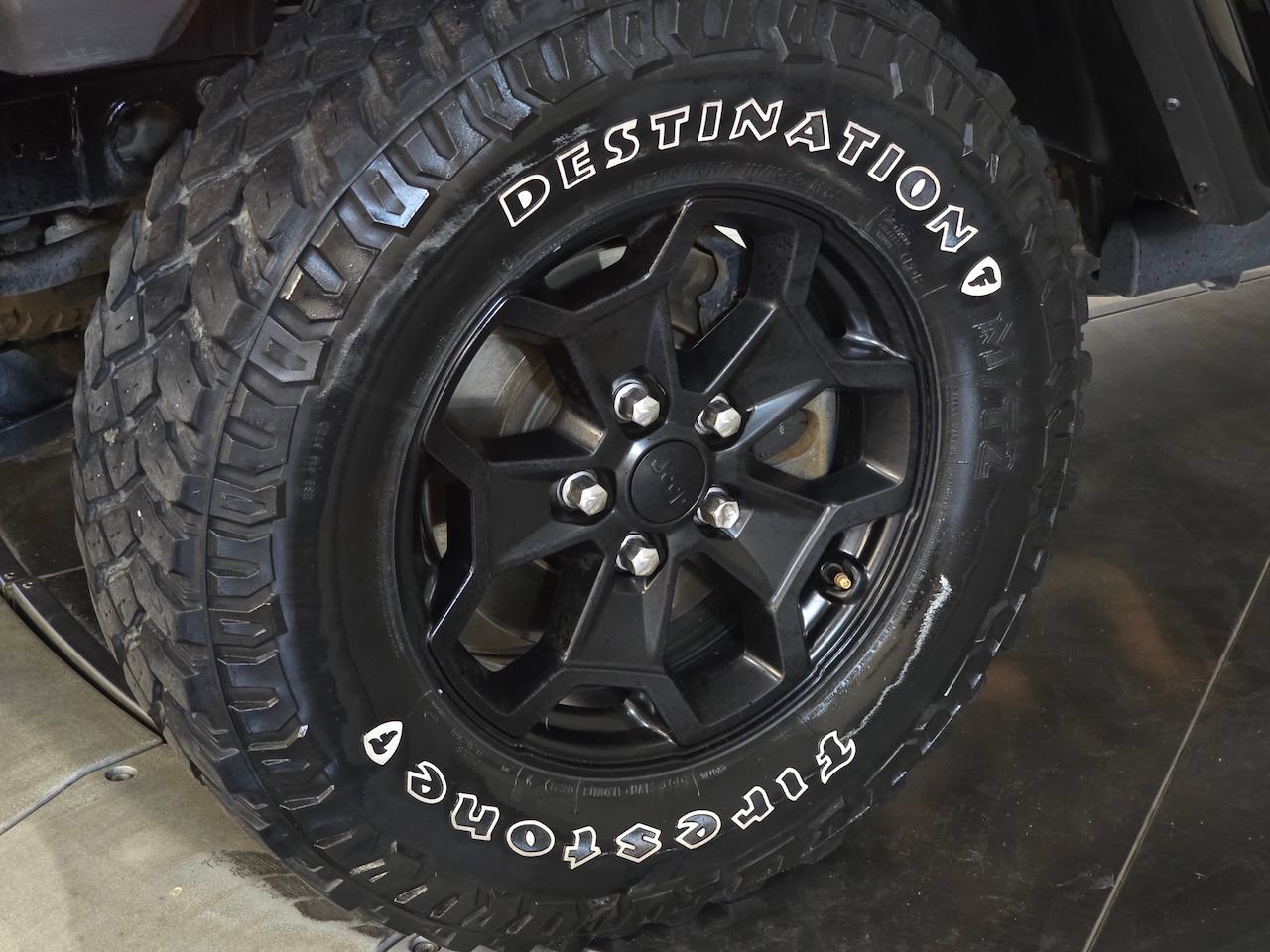 Used 2021 Jeep Gladiator Willys image 16