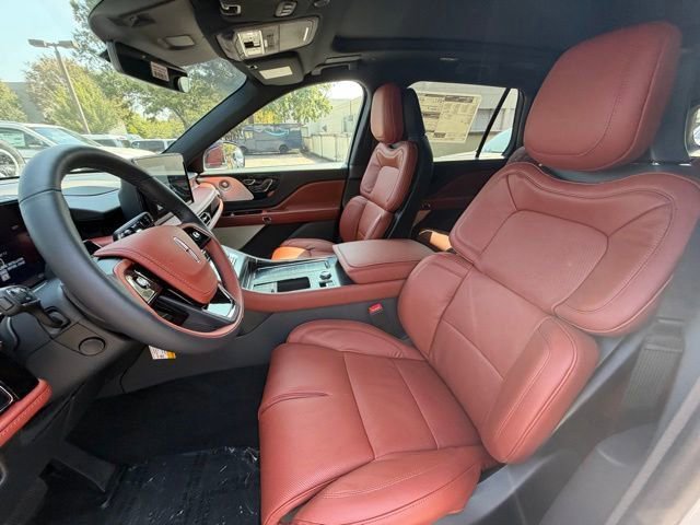 New 2025 Lincoln Aviator Reserve w/ Luxury Package image 12