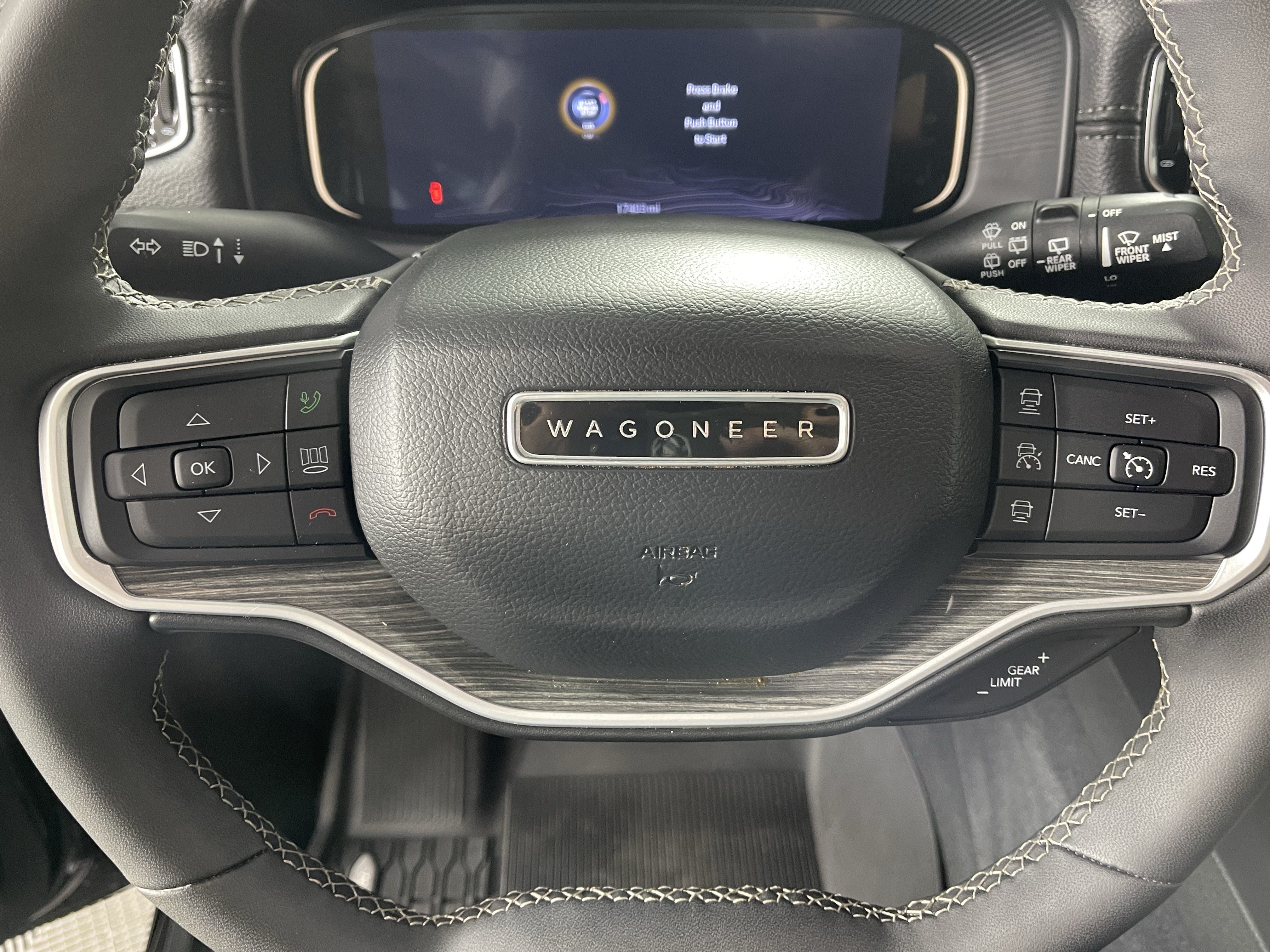 Used 2022 Jeep Wagoneer Series III w/ Flexible Seating Group AWD/4WD image 18