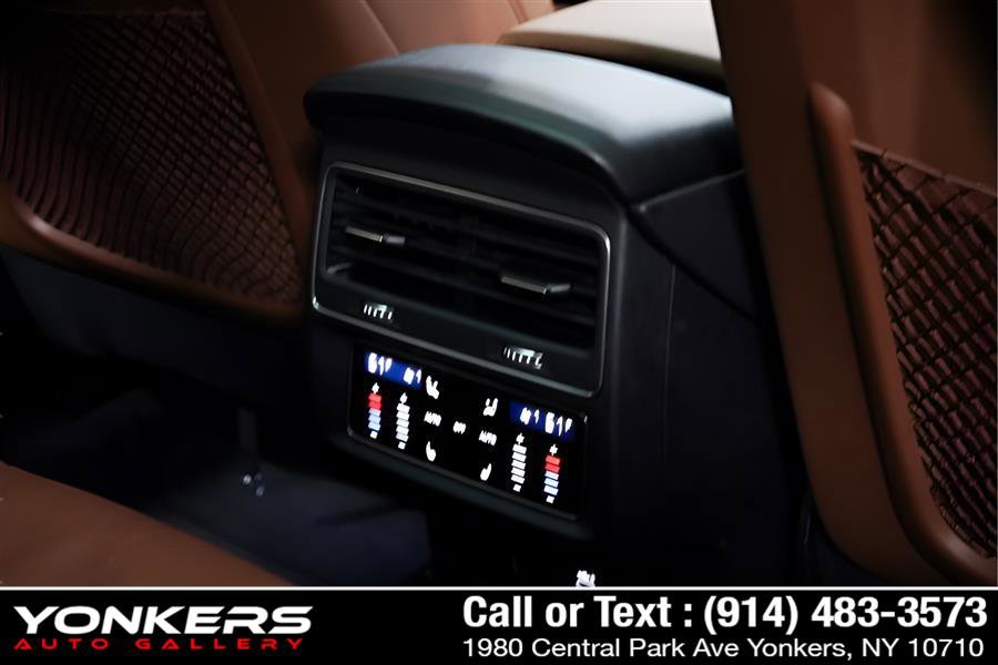 Used 2021 Audi Q7 3.0T Prestige w/ Prestige Package image 25