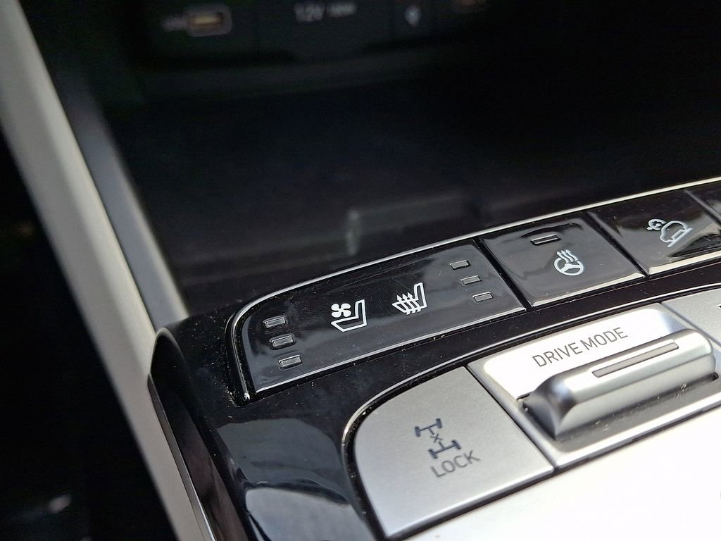 Used 2022 Hyundai Tucson Limited image 25