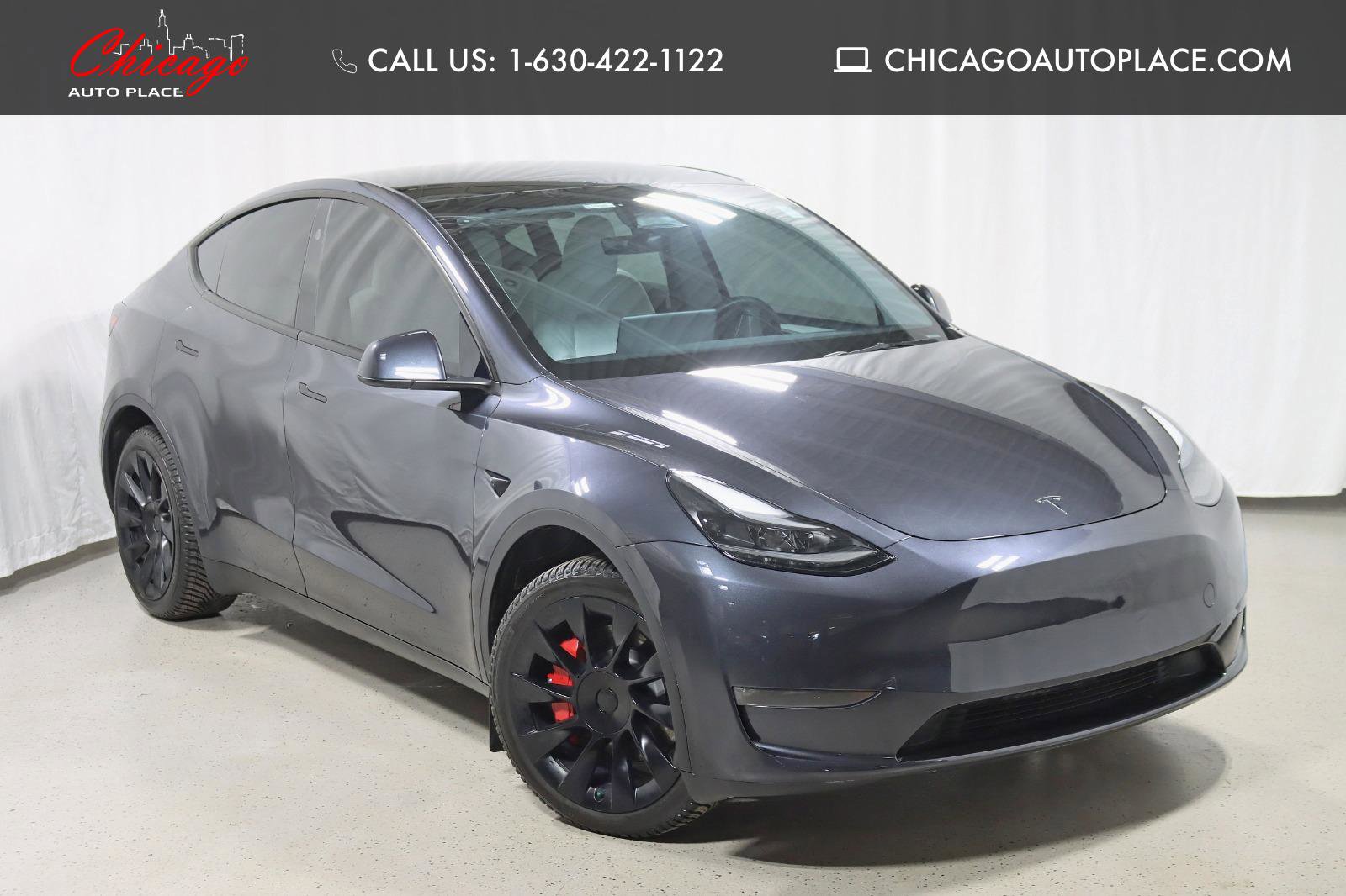 Used 2024 Tesla Model Y Long Range AWD/4WD image 1