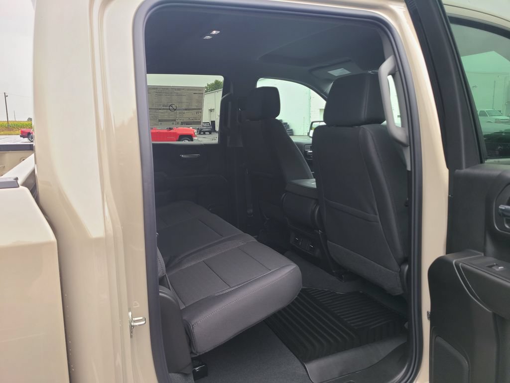 New 2026 Chevrolet Silverado 1500 Custom w/ Turbomax Blackout Package AWD/4WD image 28