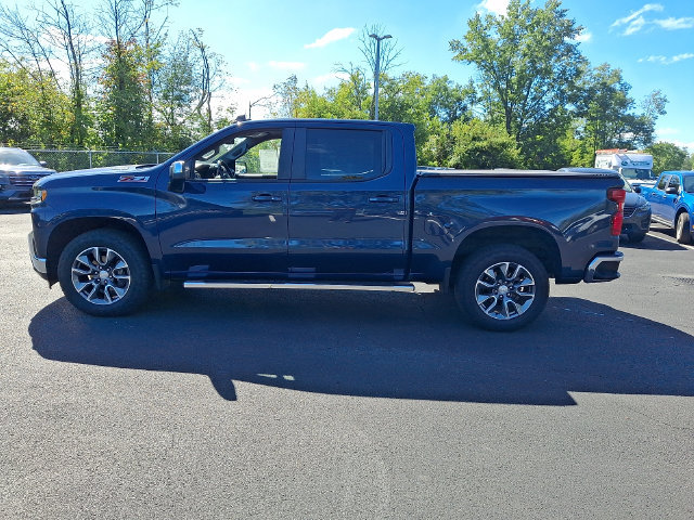 Used 2022 Chevrolet Silverado 1500 LT AWD/4WD image 7