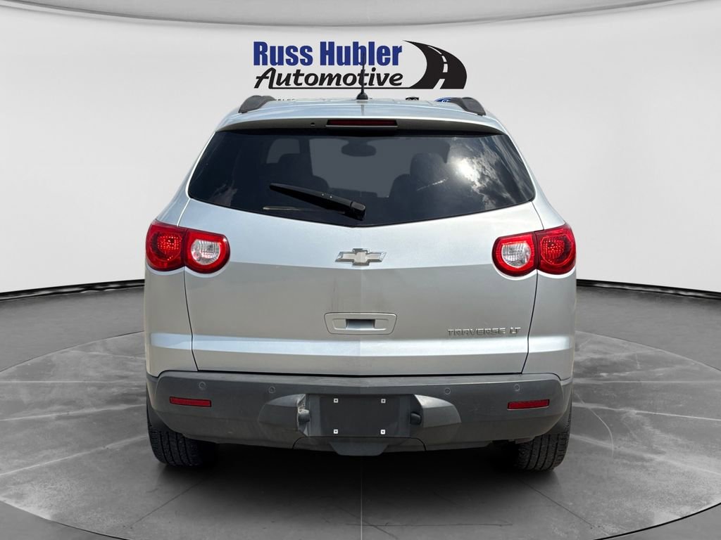 Used 2010 Chevrolet Traverse LT FWD image 4