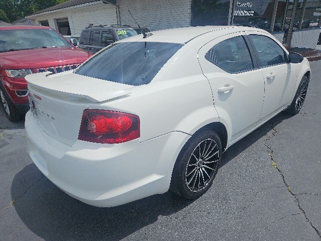 Used 2011 Dodge Avenger Heat FWD image 3