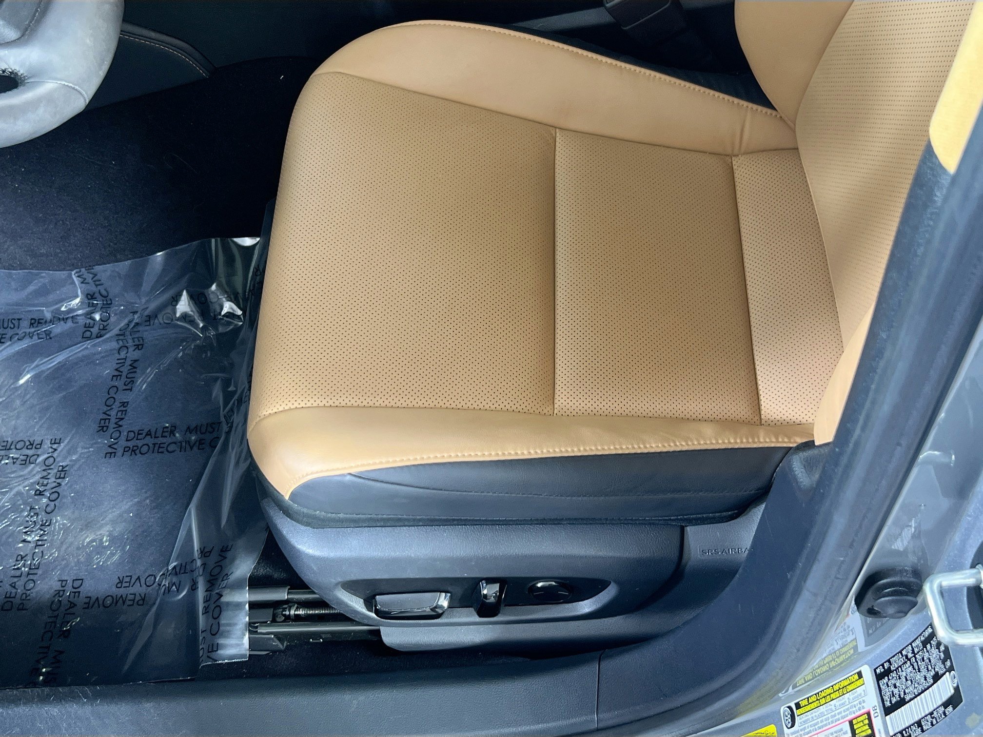 Used 2023 Lexus ES 350 w/ Premium Package FWD image 17