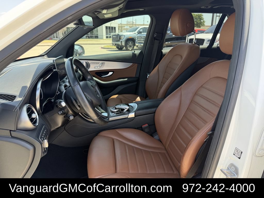 Used 2019 Mercedes-Benz GLC 300 4MATIC image 29