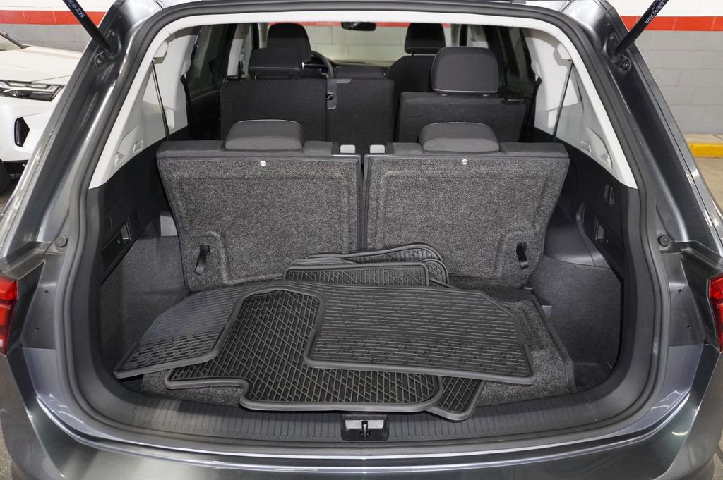 Used 2023 Volkswagen Tiguan S image 8