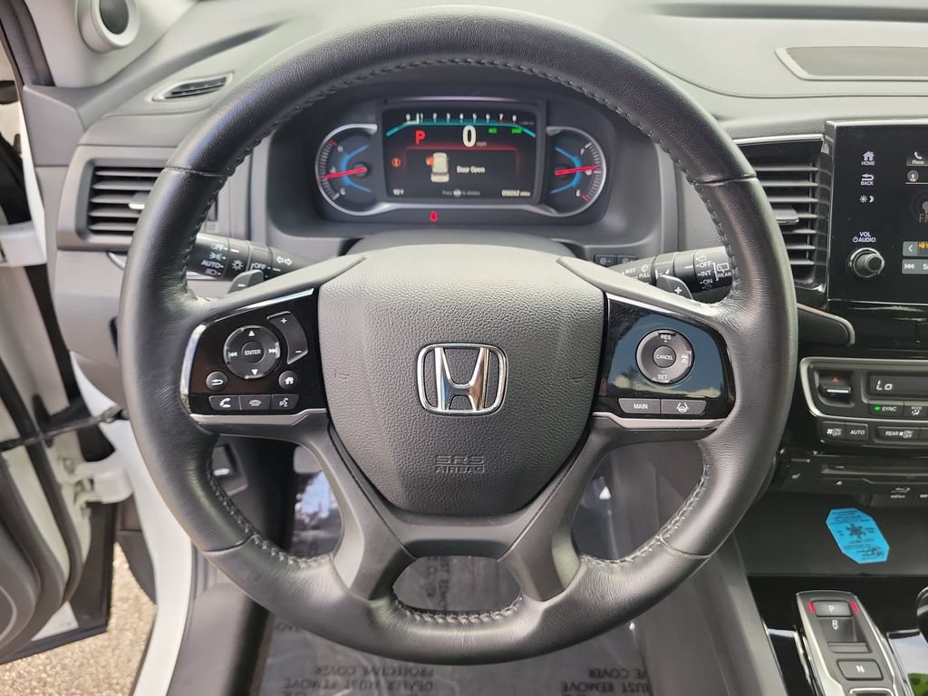 Used 2021 Honda Pilot Touring image 25