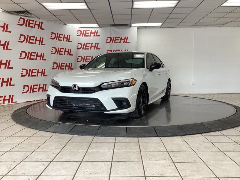 Used 2024 Honda Civic Sport image 3